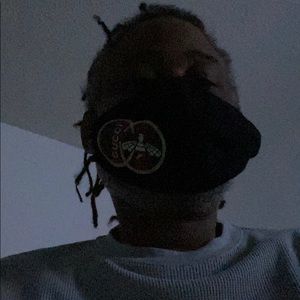 Meet your Posher, Henry